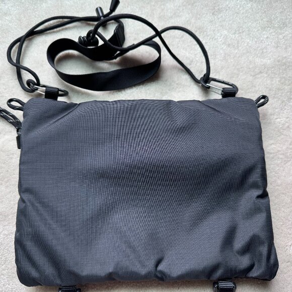 Topo Designs Mountain Accessory Bag - Black - Picture 2 of 5